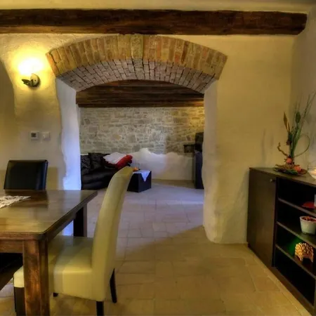 Dom wakacyjny Stone House