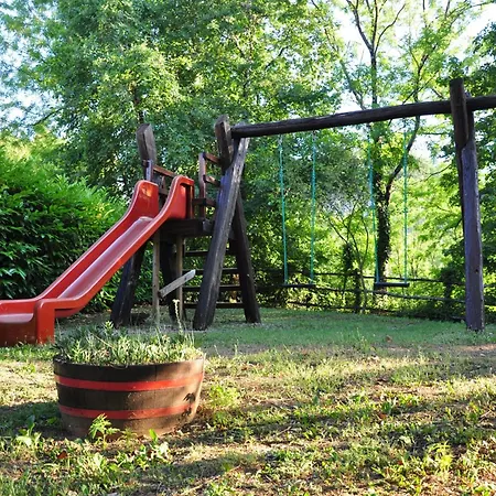 In Mit Grill, Garten Und Gemeinschaftlichem Pool * Kotli